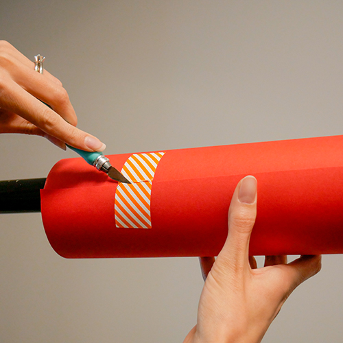 how-to-setup-seamless-paper-backdrop-5 photography backdrop stand