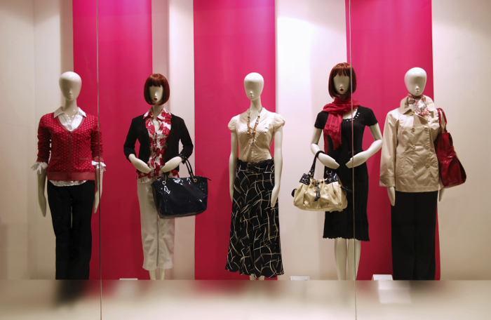 seamless paper window display seamless paper window display